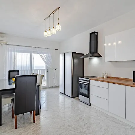 Amazing In With Wifi Apartment *