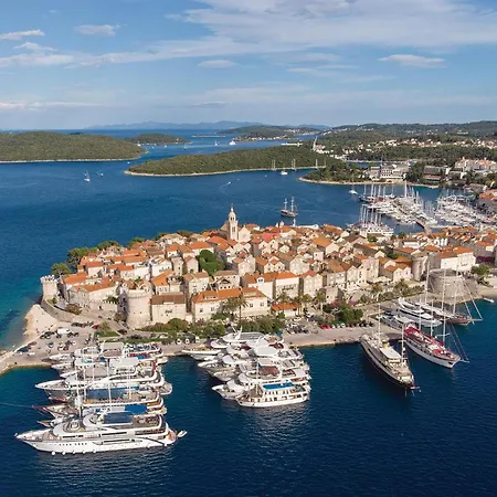 Апартаменты Amazing In With Wifi Blato (Korcula)